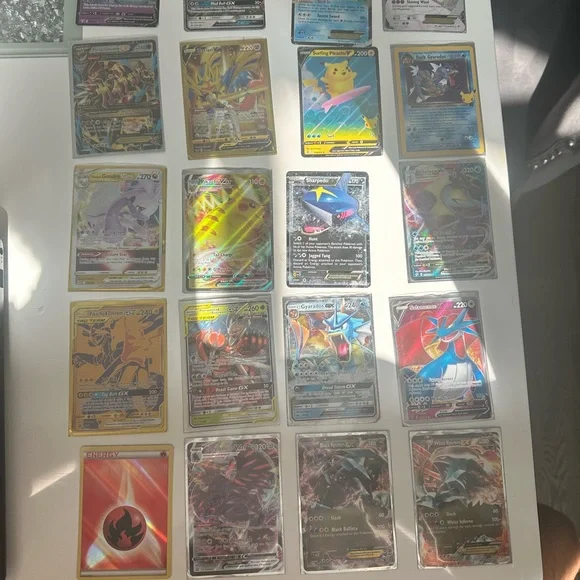 Pokemon Trading Card Collection with Multicolor Designs - Picture 2 of 8